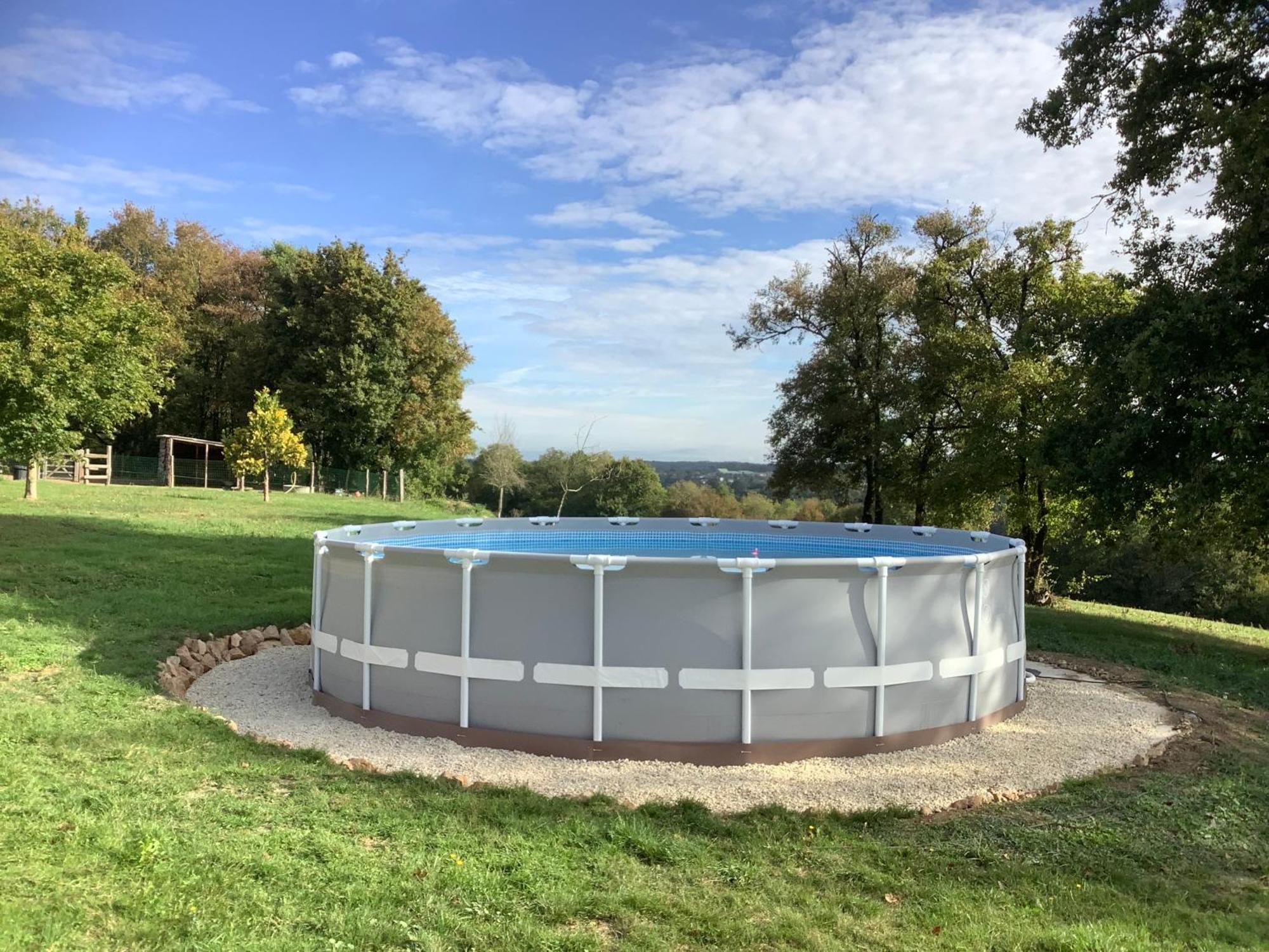 Gîte vallée magique Panissaud Le Grand-Madieu Esterno foto
